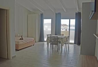 Blu Marlin Apartaments has Balcony rooms