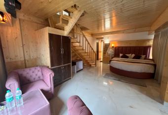 Babu Guest house has Balcony rooms