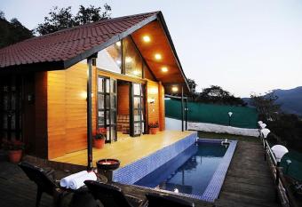 Dream Divine Villa has Balcony rooms