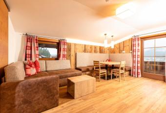 Appartements Schrambacherhof has Balcony rooms