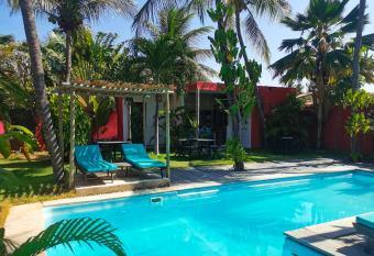 Le Jardin d   ole - Pousada em Pontal de Maceio has Balcony rooms