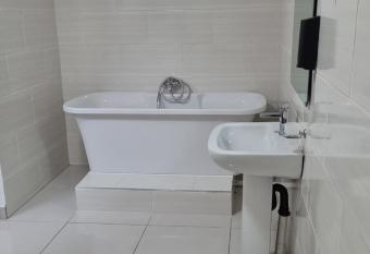 LAPA ROOF has Balcony rooms