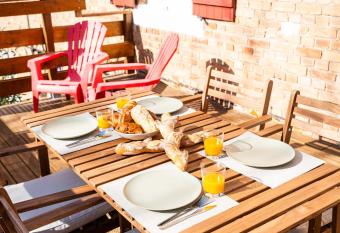 Grand appartement Familiale - Camargue has Balcony rooms