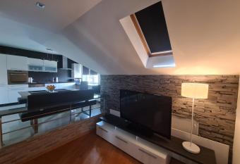 Verona 4 has Balcony rooms