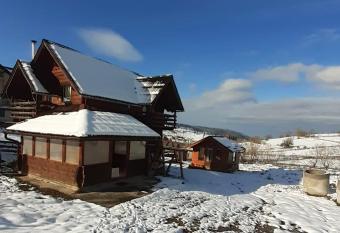 Cabana~Izabela has Balcony rooms