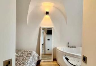 Greta   s suite & private spa allows 18 year olds to book a room