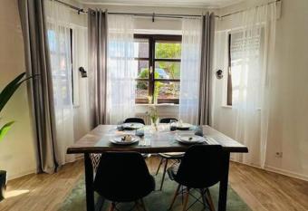 Das Bergherz Ruhe + Natur pur has Balcony rooms