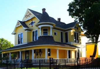 Three Danes Inn has Balcony rooms