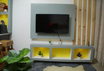 EnZ 6 lovely Apartments has Balcony rooms