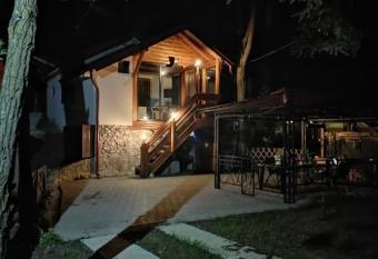 Vila Olga has Balcony rooms