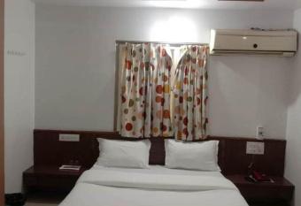 Hotel Rajdhani has Balcony rooms