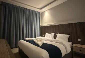 Aladnan hotel has Smoking/Balcony rooms