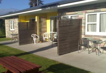 Otaki Motel has Balcony rooms