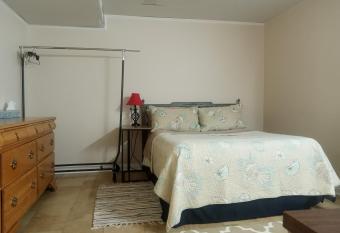 University Heights Central 2 BRM allows 18 year olds to book a room