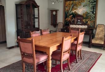 Harties Lodge - Holiday Home 8 Sleeper has Balcony rooms