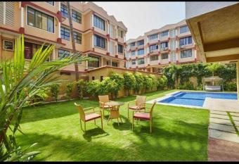 Veeraas Calangute - 2BHK Apartment with Pool allows 18 year olds to book a room