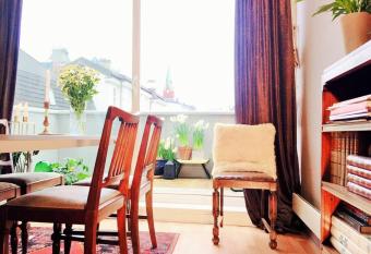 Historical university area with workspace, balconies and art has Balcony rooms