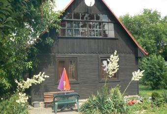 Rekrea  n   chata Hradi  tko has Balcony rooms