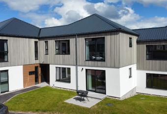 The Peaks Three Bed Apartment has Balcony rooms