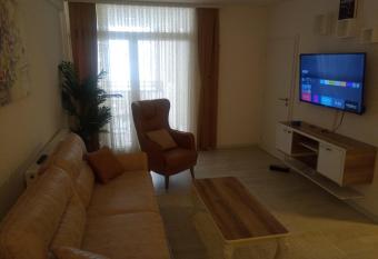 URBAN1 Ferizaj City has Balcony rooms