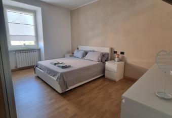 Anacleta House allows 18 year olds to book a room