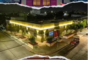 HOSTEL BOUTIQUE BAJAREAL allows 18 year olds to book a room