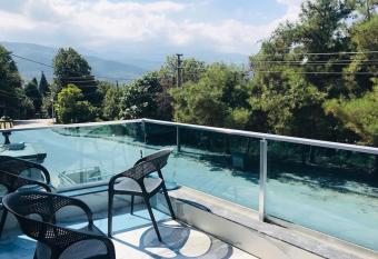 Sapanca Villa View Suite allows 18 year olds to book a room