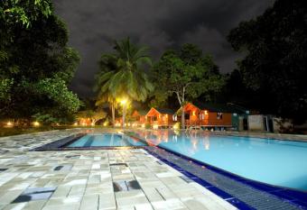 The Mastodon Valley Safari Resort has Balcony rooms