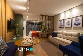 Inn Joy 506 no Parque Una allows 18 year olds to book a room