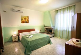 A Casa Di Giordy B&B has Balcony rooms