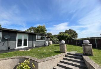 Tumbleweed 2 allows 18 year olds to book a room