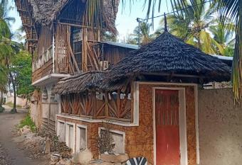 Fresh Fruit Home allows 18 year olds to book a room