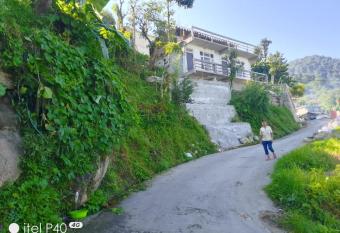 Mountain Meadow has Smoking/Balcony rooms