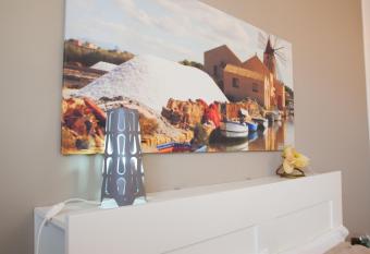 B&B Bianco Sale Trapani has Balcony rooms