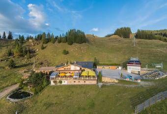 Gasthof Ochsalm has Balcony rooms
