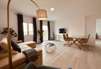 Living Funchal iNN has Balcony rooms