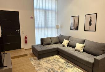 Apartamento Murcia San Jos   A allows 18 year olds to book a room