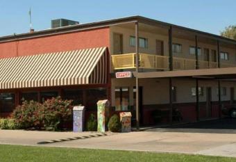 Big Bend Traveler's Inn allows 18 year olds to book a room