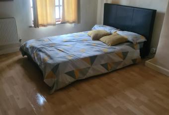 2 bedroom house, Werrington, Peterborough has Balcony rooms