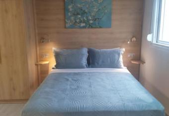 Sweet cottage in Chanioporta has Balcony rooms