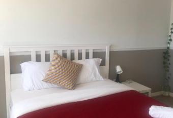 Extended stay book 7 nights minimum and save allows 18 year olds to book a room