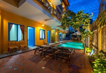 AN BANG CORNER HOUSE has Balcony rooms