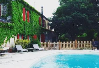 Domaine Les Peupliers has Balcony rooms