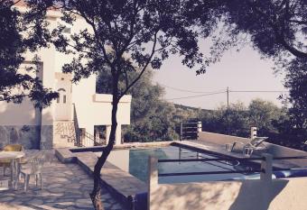 Villa Olive Tree with Private Pool has Balcony rooms