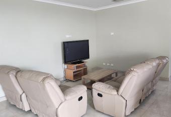 Beeliar Home Stay allows 18 year olds to book a room