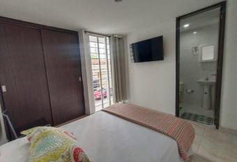 Lindo Apartamento C  ntrico has Balcony rooms