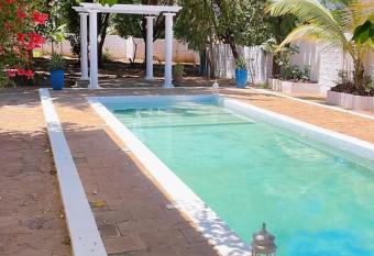 Killi Luxury Villa has Balcony rooms