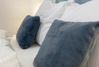 LUX Apartments has Balcony rooms