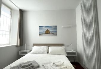 Santa Vincenza - Suite Indipendente allows 18 year olds to book a room