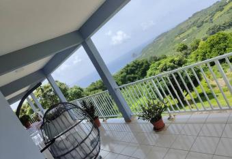 Bel appartement de 250 m   dans un coin de paradis has Balcony rooms